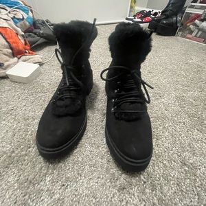 black fluffy boots